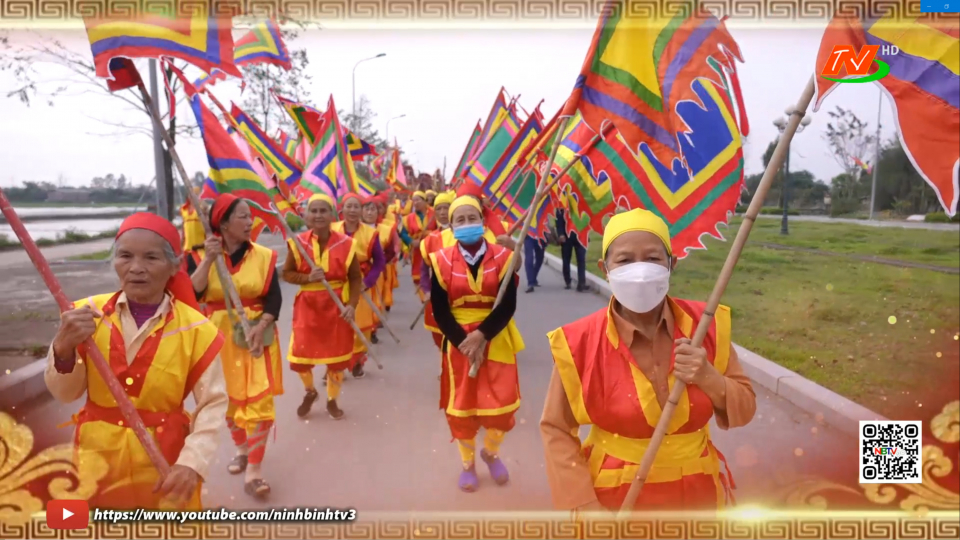  Lễ hội ph&aacute;t lương Đền Trần Thương