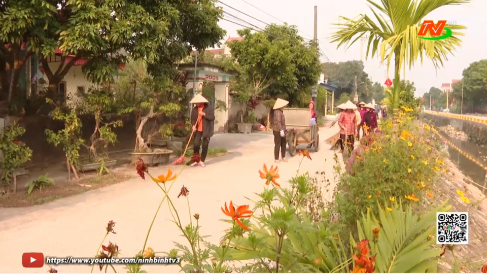 Phụ nữ Nh&acirc;n H&agrave; x&acirc;y dựng n&ocirc;ng th&ocirc;n mới