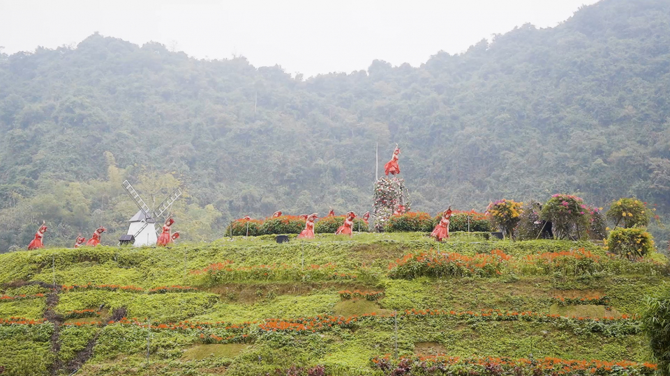 Minishow thực cảnh đa điểm chạm độc bản tại Ninh B&igrave;nh