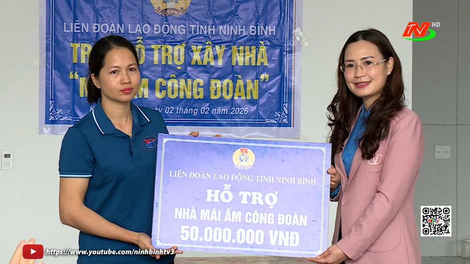 Li&ecirc;n đo&agrave;n lao động tỉnh hỗ trợ m&aacute;i ấm c&ocirc;ng đo&agrave;n