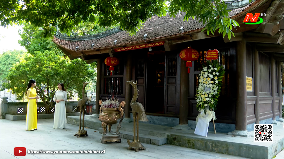 K&yacute; ức về mười b&ocirc;ng hoa th&eacute;p Lam Hạ
