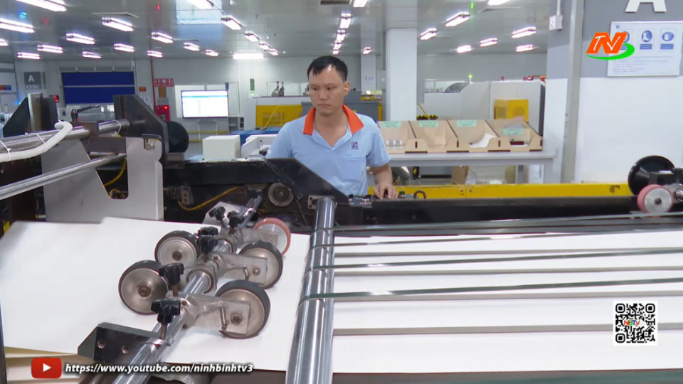 Khi c&ocirc;ng nghệ đồng h&agrave;nh c&ugrave;ng người lao động