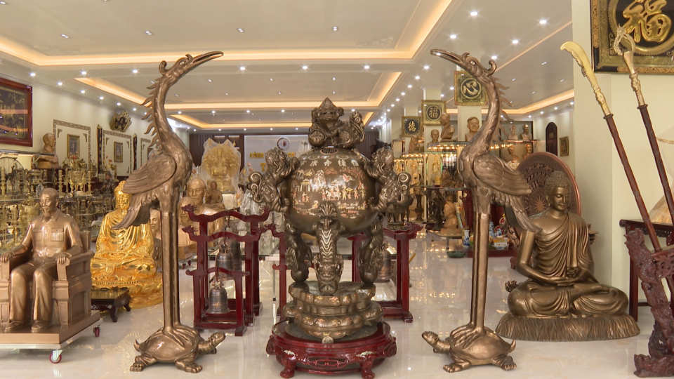 Dấu ch&acirc;n tổ nghề - L&agrave;ng đ&uacute;c đồng x&atilde; &Yacute; Y&ecirc;n