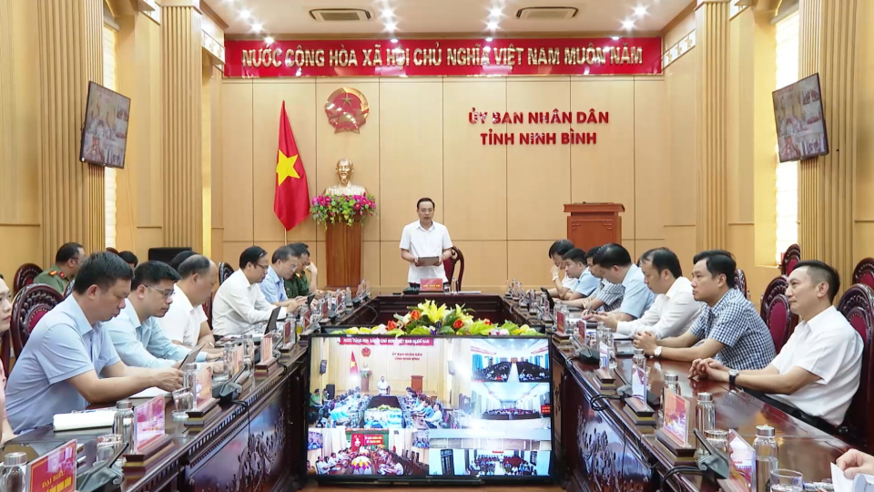 Chuyển đổi số từ chủ trương đến h&agrave;nh động