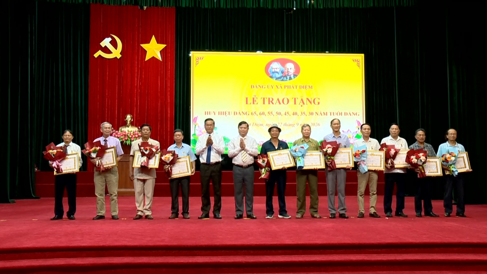 S&aacute;ng m&atilde;i lời thề dưới cờ Đảng