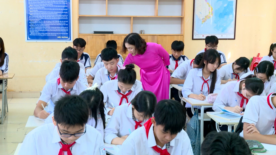 Thực h&agrave;nh tư tưởng Hồ Ch&iacute; Minh trong giai đoạn mới