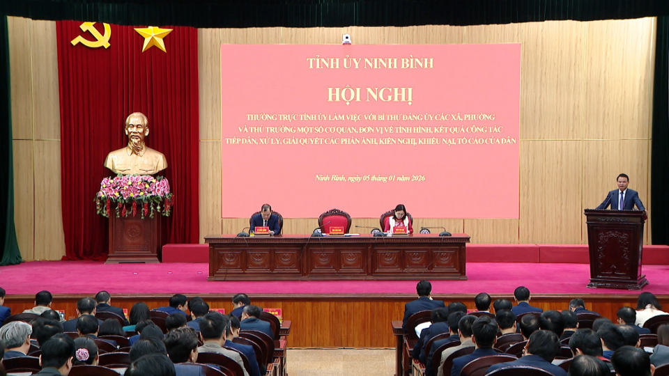 Thường trực Tỉnh ủy l&agrave;m việc với Đảng ủy c&aacute;c x&atilde;, phường v&agrave; Thủ trưởng c&aacute;c cơ quan, đơn vị 