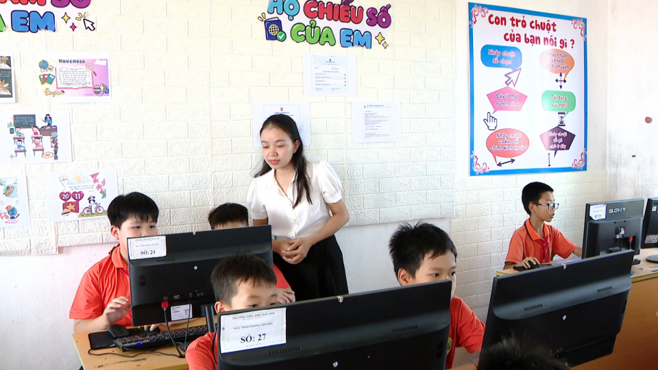 Gi&aacute;o dục Hải Anh đẩy mạnh ứng dụng chuyển đổi số