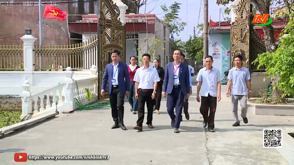 Đồng b&agrave;o c&ocirc;ng gi&aacute;o hướng về sự kiện trọng đại của đất nước