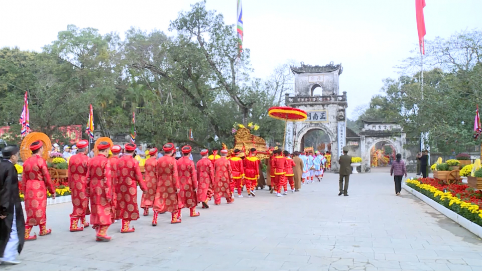 N&eacute;t đẹp văn h&oacute;a truyền thống của Lễ rước kiệu Ngọc Lộ