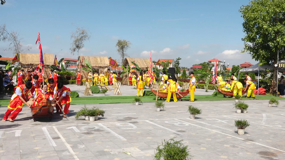  Lễ hội đền Trần Thương lưu giữ mạch nguồn văn h&oacute;a truyền thống