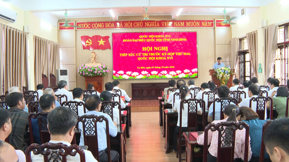 Đo&agrave;n đại biểu Quốc hội tỉnh c&oacute; buổi tiếp x&uacute;c cử tri tại x&atilde; Vụ Bản