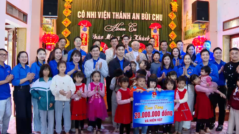 Những nữ thủ lĩnh đo&agrave;n, đội ti&ecirc;u biểu