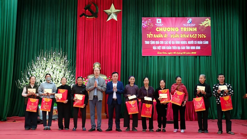 Ấm &aacute;p nghĩa tri &acirc;n