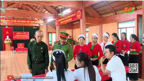 Ninh B&igrave;nh - Cuộc bầu cử diễn ra an to&agrave;n, đ&uacute;ng luật