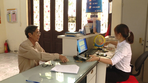 Chi trả lương hưu, trợ cấp BHXH th&aacute;ng 5 sớm