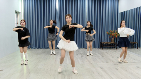 Đốt ch&aacute;y calo c&ugrave;ng vũ điệu m&ugrave;a xu&acirc;n