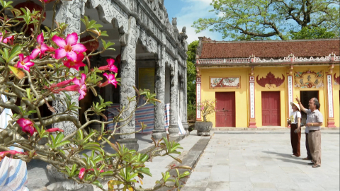 Đền đ&aacute; Nam Hồng - Nơi t&ocirc;n vinh ba vị lạc tướng họ Vũ