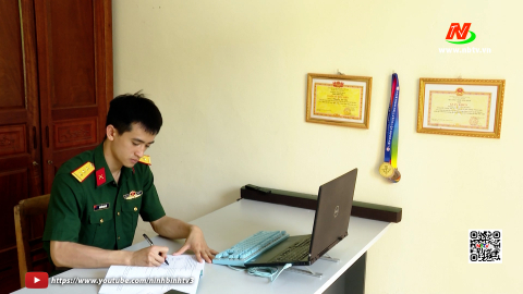 Trung đội trưởng ti&ecirc;u biểu