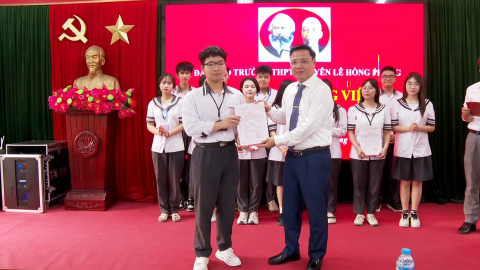 Giữ vững niềm tin tr&ecirc;n mặt trận tư tưởng