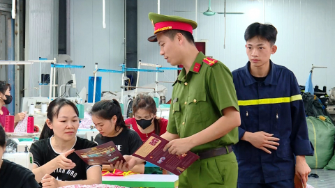 Nam L&yacute; tăng cường c&ocirc;ng t&aacute;c ph&ograve;ng chống ch&aacute;y nổ tại l&agrave;ng nghề