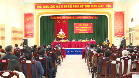 Tiếp x&uacute;c giữa cử tri với người ứng cử đại biểu HĐND tỉnh Ninh B&igrave;nh kh&oacute;a XVI tại x&atilde; Hồng Phong