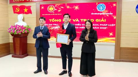 Tự h&agrave;o 96 năm c&ocirc;ng t&aacute;c Tuy&ecirc;n gi&aacute;o của Đảng - Ninh B&igrave;nh viết tiếp truyền thống