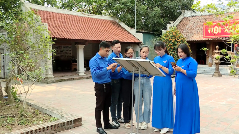 Chi hội số th&uacute;c đẩy phụ nữ tiếp cận c&ocirc;ng nghệ số