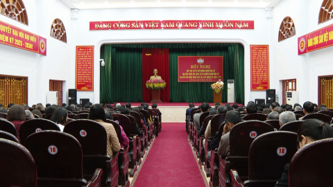 Tiếp x&uacute;c giữa cử tri với người ứng cử đại biểu Quốc hội, đại biểu HĐND tỉnh kh&oacute;a XVI tại x&atilde; Nho Quan