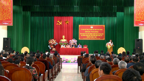 Tiếp x&uacute;c giữa cử tri với người ứng cử đại biểu HĐND tỉnh Ninh B&igrave;nh kh&oacute;a XVI tại x&atilde; Gia Phong