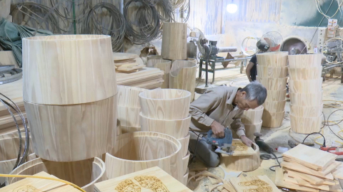 Ph&aacute;t triển c&ocirc;ng nghiệp văn h&oacute;a tr&ecirc;n nền tảng di sản l&agrave;ng nghề
