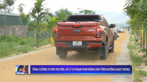 Tăng cường kiểm tra đ&egrave;n t&iacute;n hiệu giao th&ocirc;ng trong m&ugrave;a mưa b&atilde;o