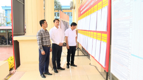 Đảm bảo d&acirc;n chủ trong bầu cử ở phường H&agrave; Nam .