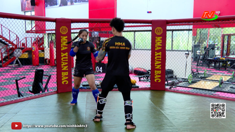 L&agrave;m quen m&ocirc;n v&otilde; thuật tổng hợp MMA