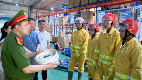 Tăng cường ph&ograve;ng, chống ch&aacute;y nổ trong cao điểm nắng n&oacute;ng