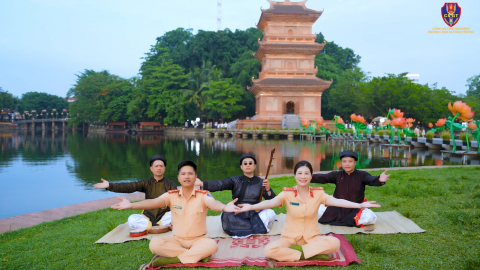 Đa dạng c&aacute;c h&igrave;nh thức tuy&ecirc;n truyền ATGT