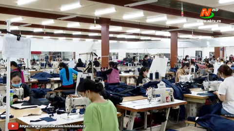 Ổn định quan hệ lao động tại doanh nghiệp để c&ugrave;ng nhau ph&aacute;t triển