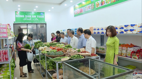 H&agrave;ng Việt_Xu hướng lựa chọn của người d&acirc;n trong dịp tết