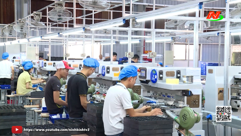 Bảo vệ nền tảng tư tưởng của Đảng cho c&ocirc;ng nh&acirc;n, người lao động