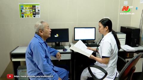 B&aacute;c sỹ Nguyễn Thị V&acirc;n Anh - Tấm gương s&aacute;ng trong học tập v&agrave; l&agrave;m theo B&aacute;c