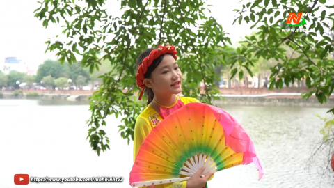 Non nước hữu t&igrave;nh