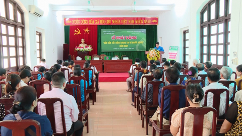 Lễ ph&aacute;t động Gửi tiền tiết kiệm chung tay v&igrave; người ngh&egrave;o 
