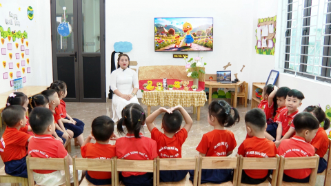 C&acirc;u chuyện vịt con đi học