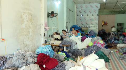 Lạc V&acirc;n thực hiện ti&ecirc;u ch&iacute; lao động