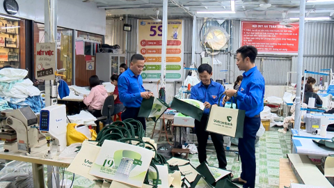 Thanh ni&ecirc;n Ninh B&igrave;nh l&agrave;m theo lời B&aacute;c gọi