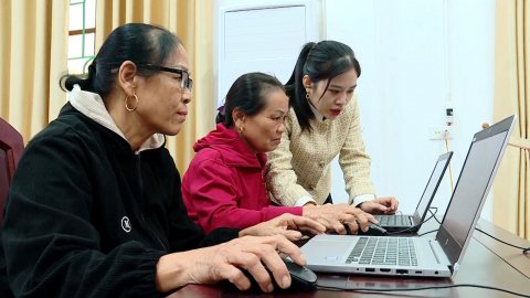 Ninh B&igrave;nh: Từ quyết t&acirc;m chuyển đổi số đến đẩy mạnh phong tr&agrave;o "B&igrave;nh d&acirc;n học vụ số"