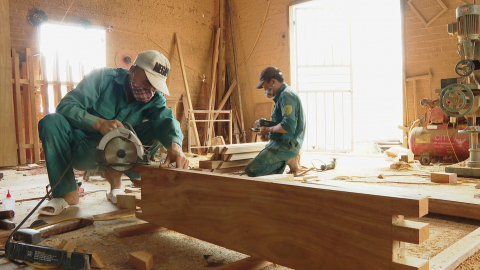 Ph&aacute;t triển nghề Mộc ở x&atilde; Y&ecirc;n Mỹ