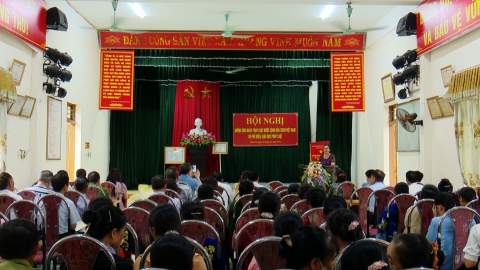 Phổ biến c&aacute;c quy định của ph&aacute;p luật cho đội ngũ tuy&ecirc;n truyền vi&ecirc;n, h&ograve;a giải vi&ecirc;n