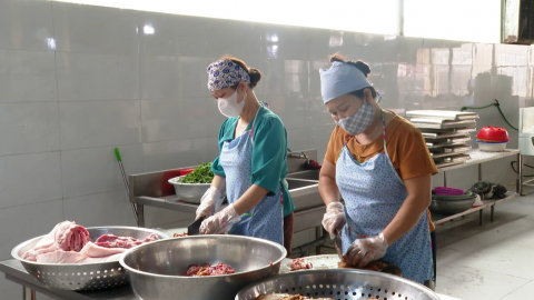 Tăng cường đảm bảo an to&agrave;n thực phẩm bếp ăn tập thể