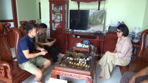 Một ng&agrave;y ở Đ&ocirc; Hai